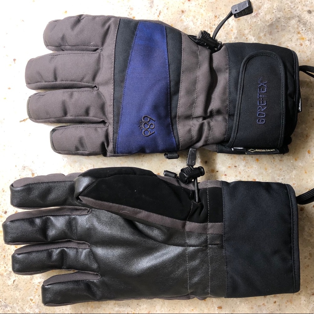 686 men’s snow gloves
